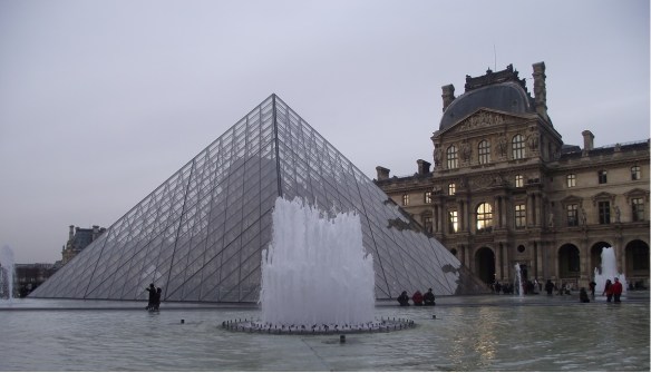 LOUVRE